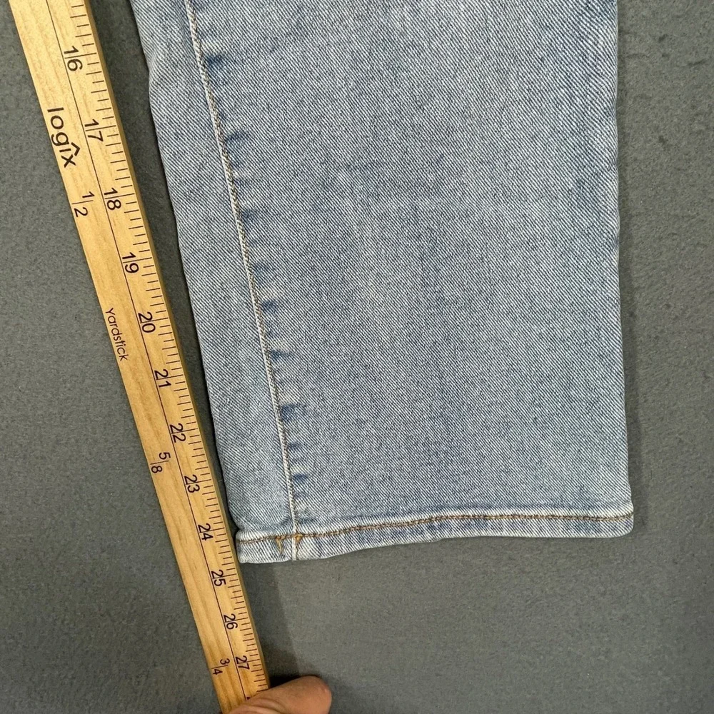 Seven7 Light Wash Distressed Straight Leg Fashion Jean Women Size 8